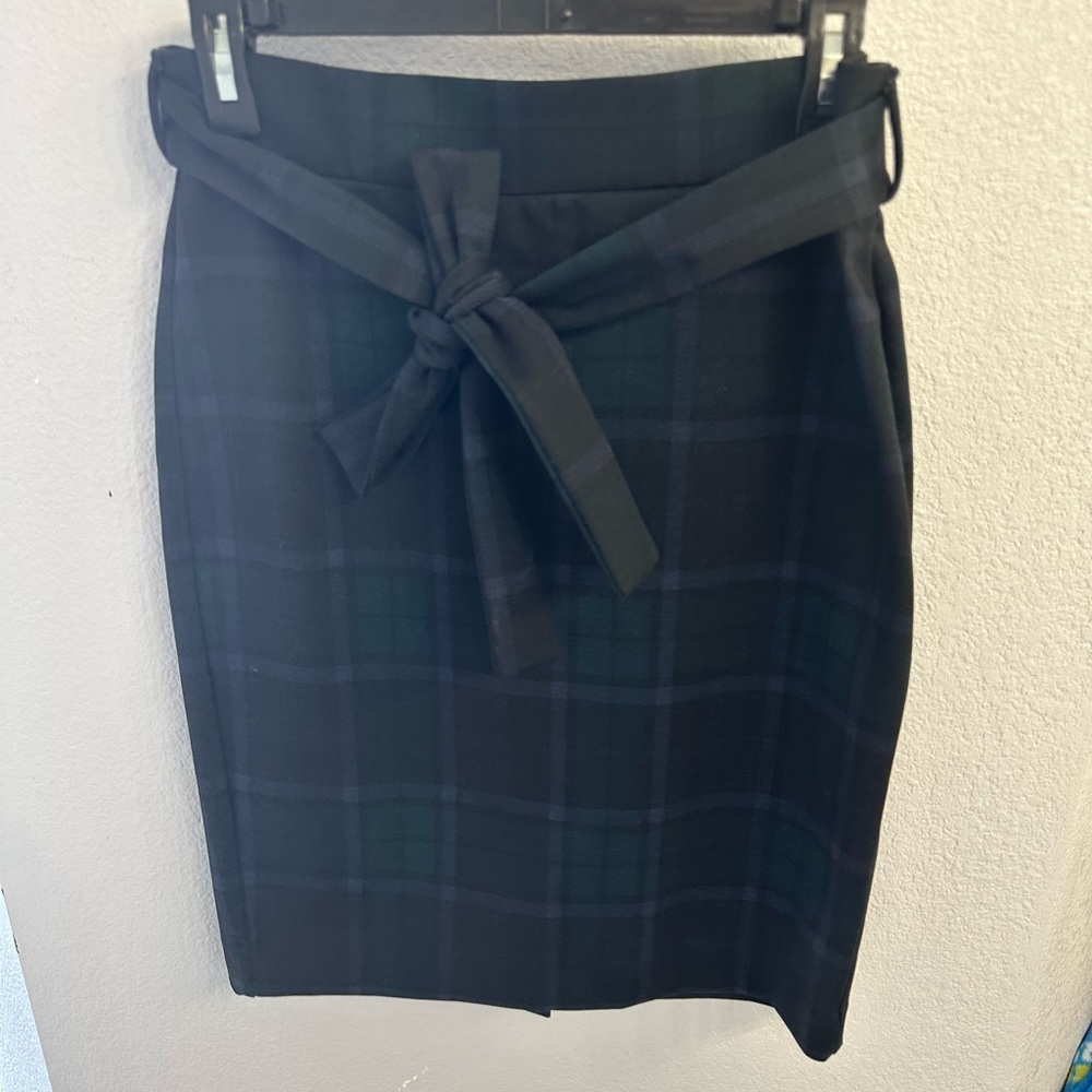 Ann Taylor warm tones plaid pencil skirt